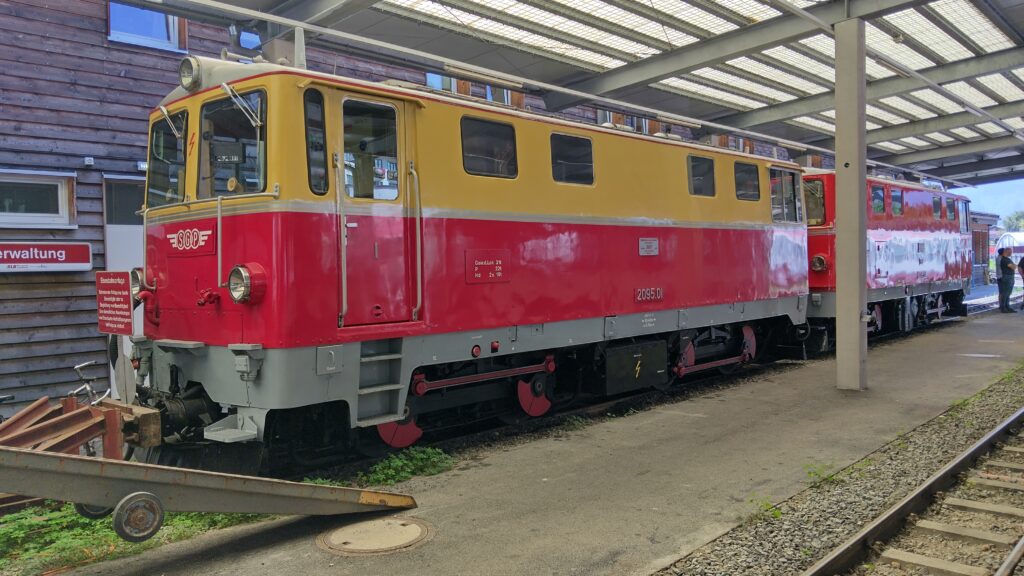 3 (2)