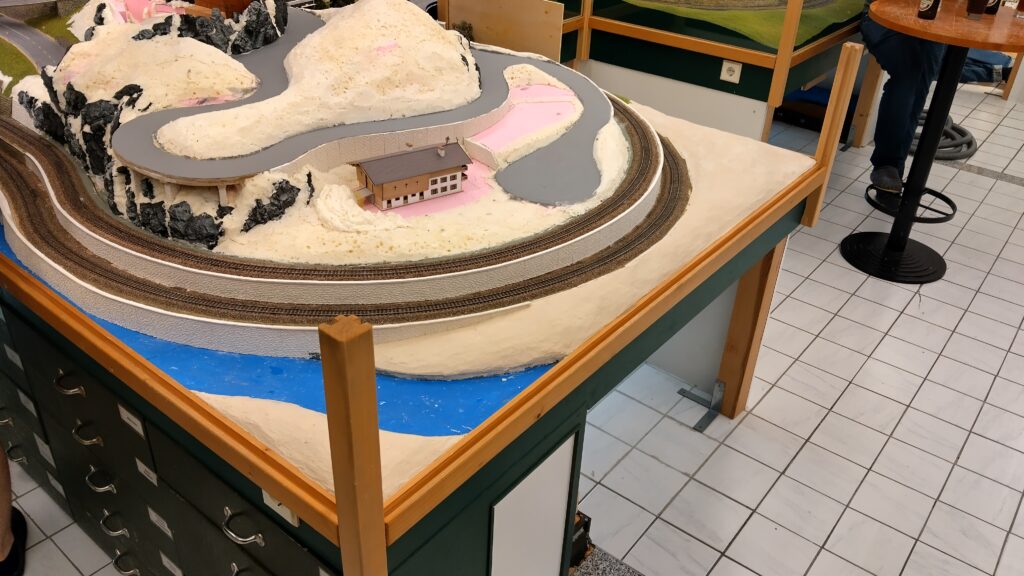 IMG_20251028_202806_HDR