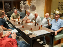 Jahreshauptversammlung bei Familie Taxer und Schlüsselübergabe an Hannes Plattner am 14.3.2026